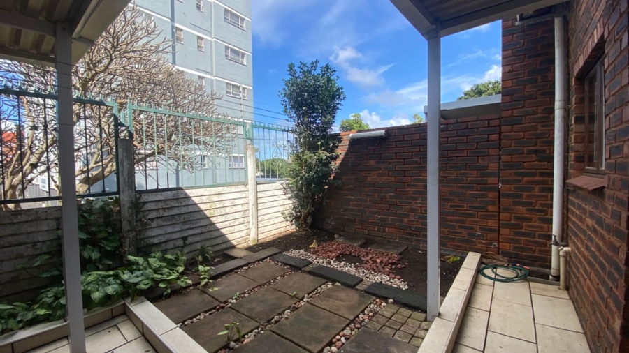 To Let 3 Bedroom Property for Rent in Glenwood KwaZulu-Natal