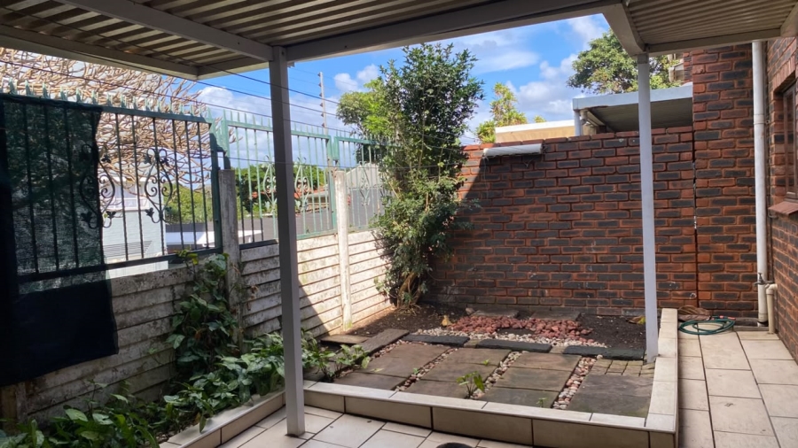 To Let 3 Bedroom Property for Rent in Glenwood KwaZulu-Natal