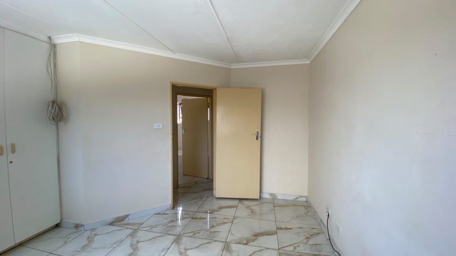 To Let 3 Bedroom Property for Rent in Glenwood KwaZulu-Natal