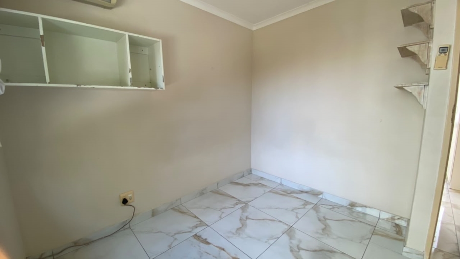 To Let 3 Bedroom Property for Rent in Glenwood KwaZulu-Natal