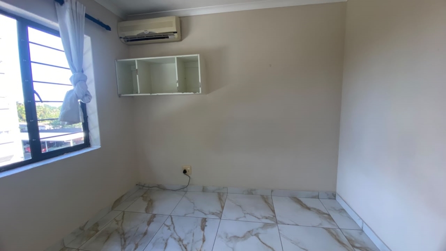 To Let 3 Bedroom Property for Rent in Glenwood KwaZulu-Natal