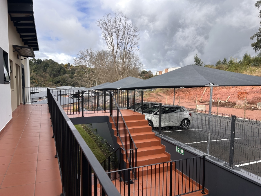 1 Bedroom Property for Sale in Waterfall KwaZulu-Natal