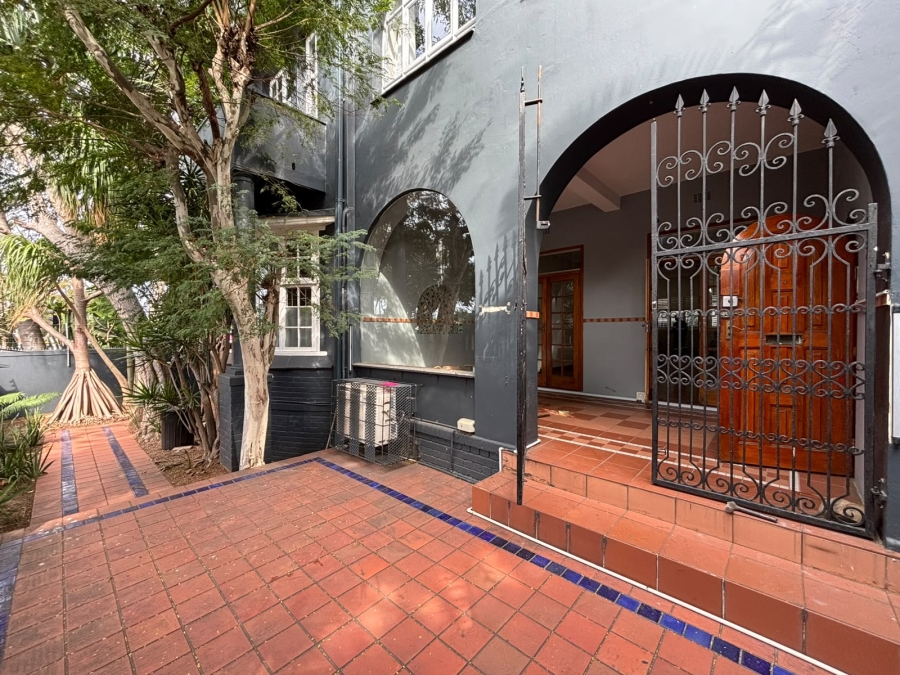 To Let Commercial Property for Rent in Morningside KwaZulu-Natal
