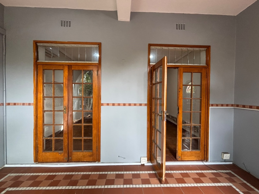 To Let Commercial Property for Rent in Morningside KwaZulu-Natal