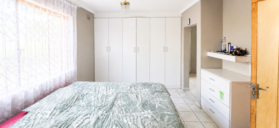 4 Bedroom Property for Sale in Richem KwaZulu-Natal
