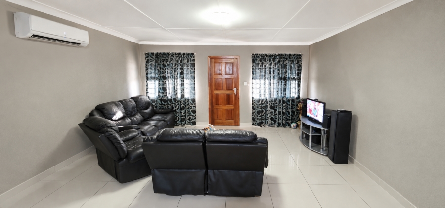 3 Bedroom Property for Sale in ZSM Industrial KwaZulu-Natal