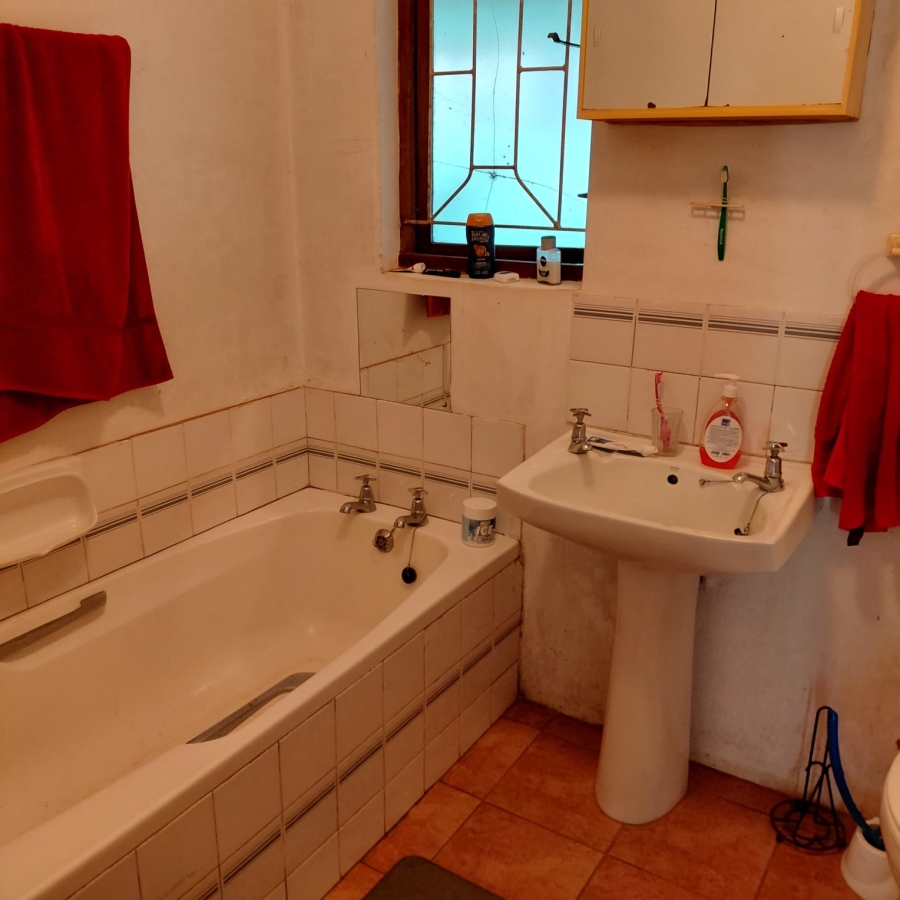 3 Bedroom Property for Sale in Waterfall KwaZulu-Natal