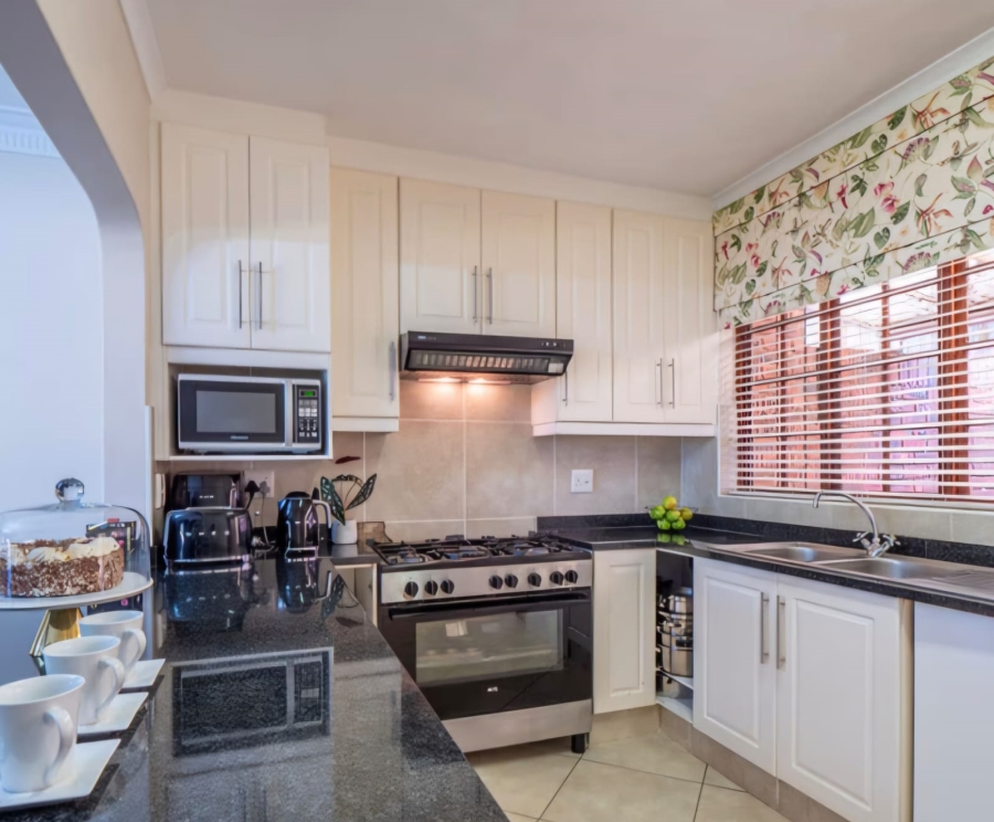 To Let 4 Bedroom Property for Rent in Hillcrest Central KwaZulu-Natal