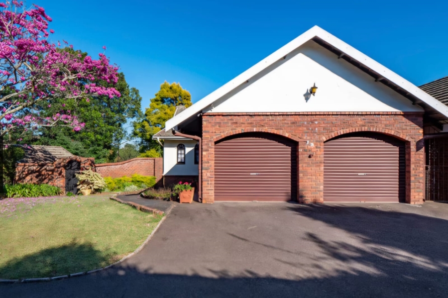To Let 4 Bedroom Property for Rent in Hillcrest Central KwaZulu-Natal