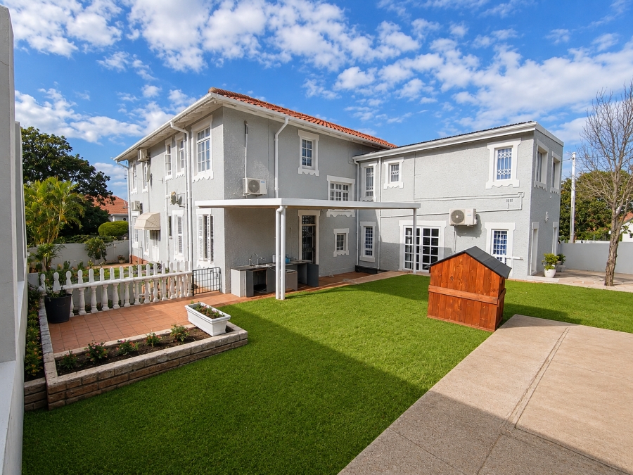 4 Bedroom Property for Sale in Glenwood KwaZulu-Natal