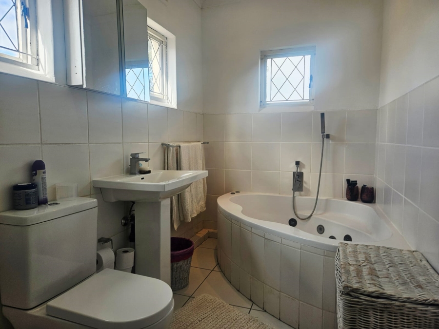 3 Bedroom Property for Sale in Chiltern Hills KwaZulu-Natal