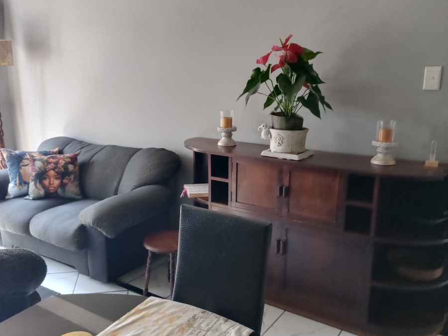 1 Bedroom Property for Sale in Morningside KwaZulu-Natal