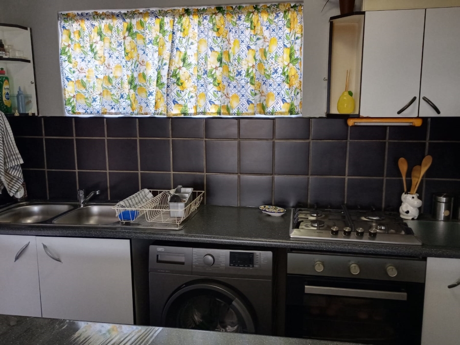 1 Bedroom Property for Sale in Morningside KwaZulu-Natal