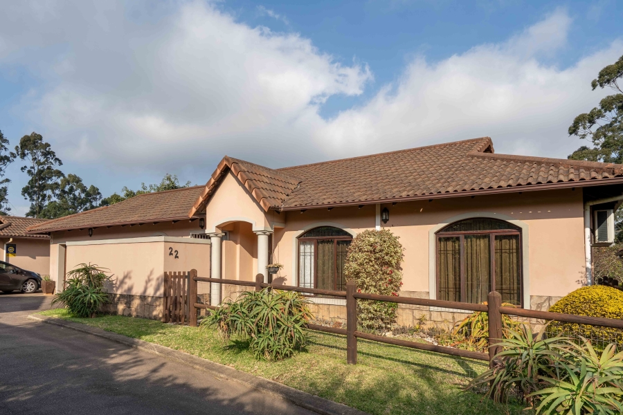 3 Bedroom Property for Sale in Waterfall KwaZulu-Natal