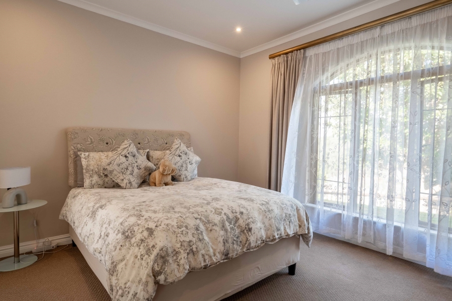 3 Bedroom Property for Sale in Waterfall KwaZulu-Natal