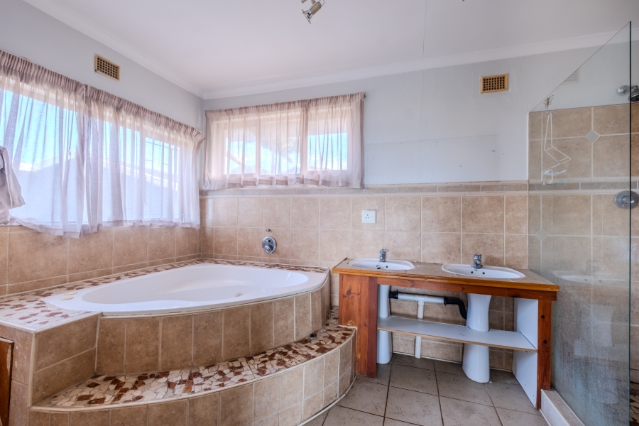 4 Bedroom Property for Sale in Athlone KwaZulu-Natal