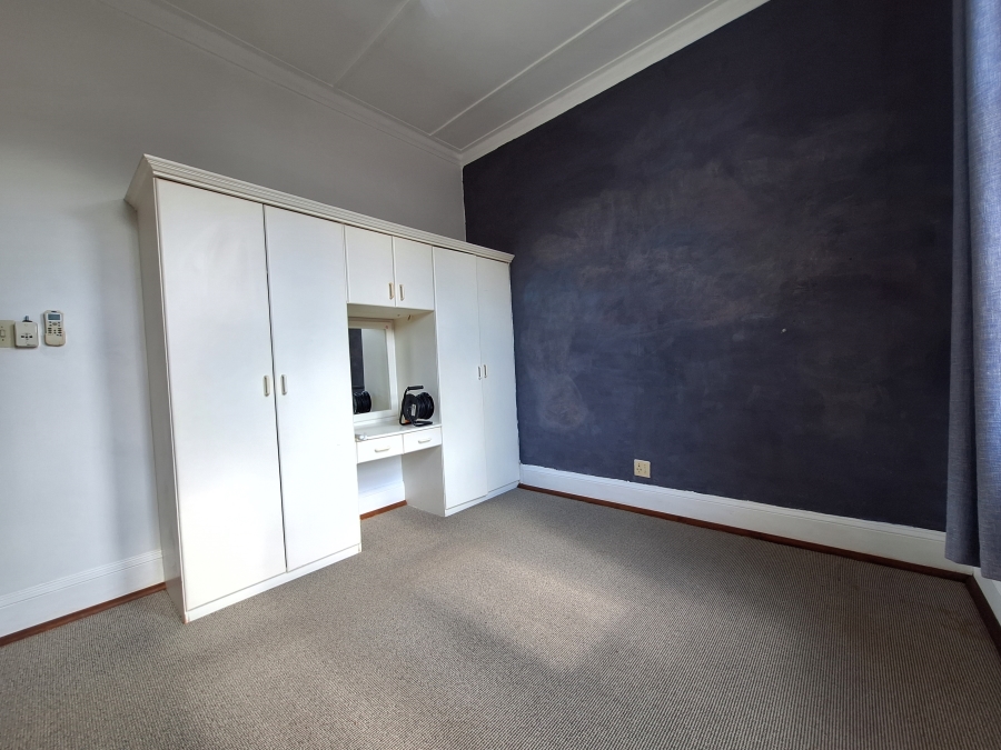 4 Bedroom Property for Sale in Windermere KwaZulu-Natal