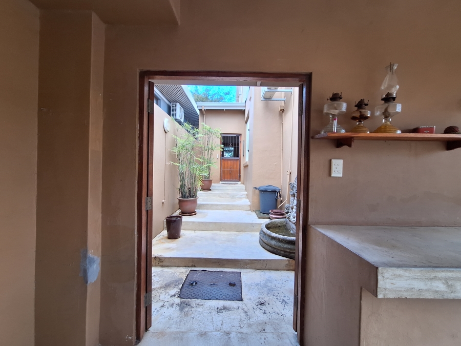 4 Bedroom Property for Sale in Windermere KwaZulu-Natal