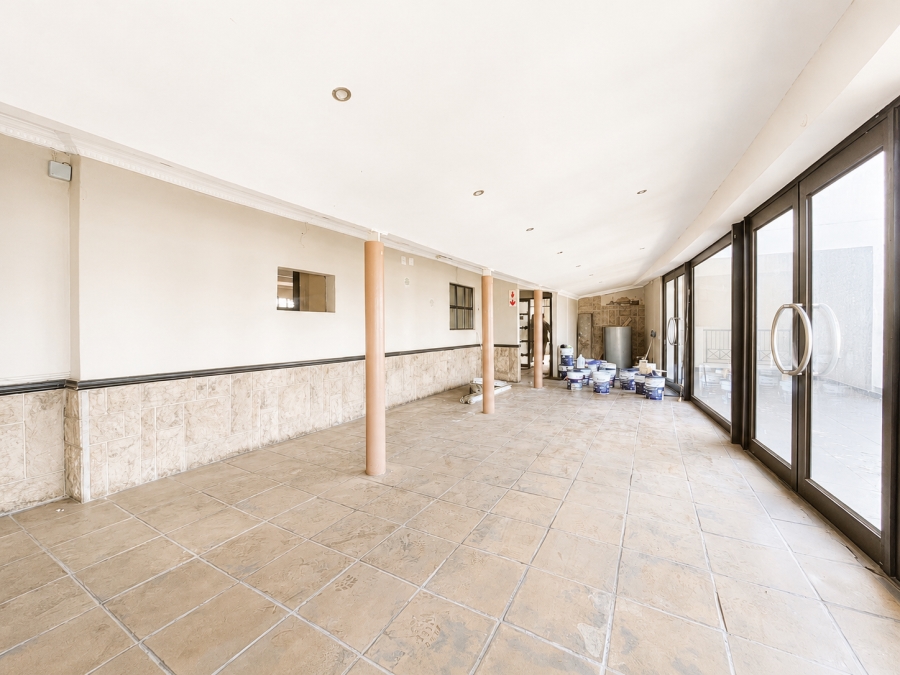 To Let Commercial Property for Rent in Berea West KwaZulu-Natal