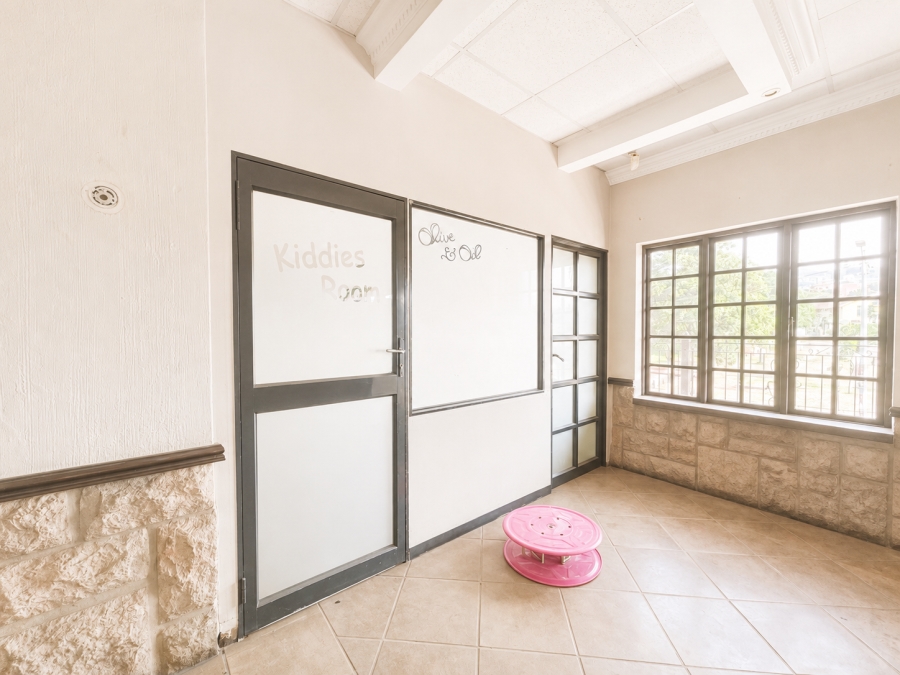 To Let Commercial Property for Rent in Berea West KwaZulu-Natal