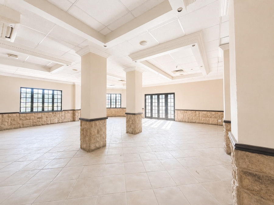 To Let Commercial Property for Rent in Berea West KwaZulu-Natal