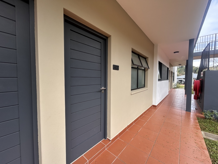 1 Bedroom Property for Sale in Waterfall KwaZulu-Natal