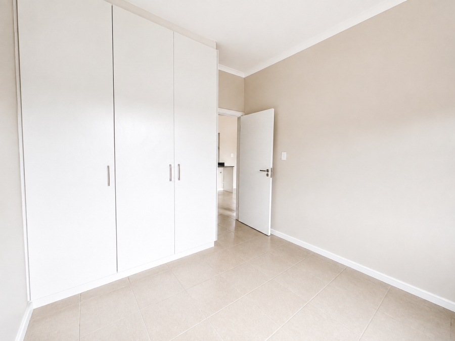 1 Bedroom Property for Sale in Waterfall KwaZulu-Natal
