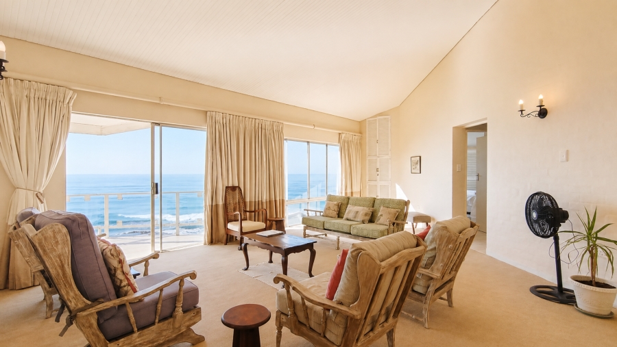 7 Bedroom Property for Sale in Sheffield Beach KwaZulu-Natal