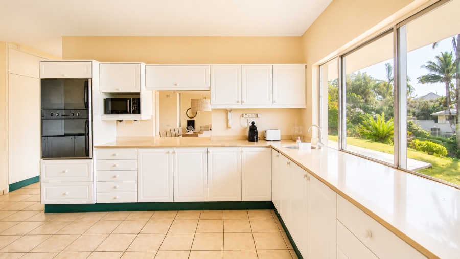 7 Bedroom Property for Sale in Sheffield Beach KwaZulu-Natal
