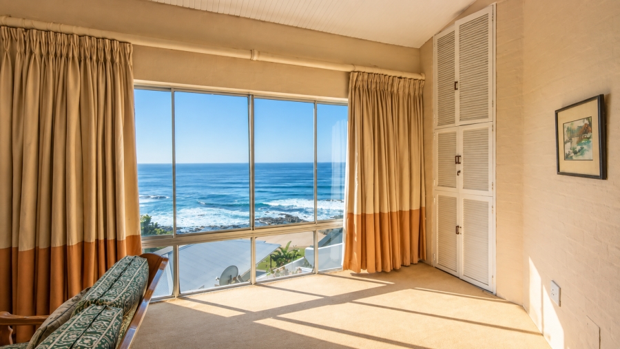 7 Bedroom Property for Sale in Sheffield Beach KwaZulu-Natal