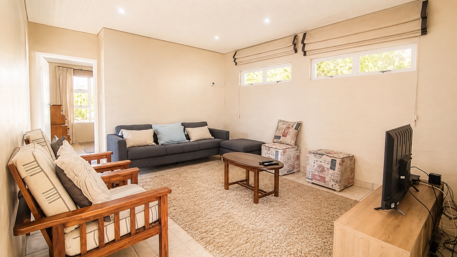 7 Bedroom Property for Sale in Sheffield Beach KwaZulu-Natal