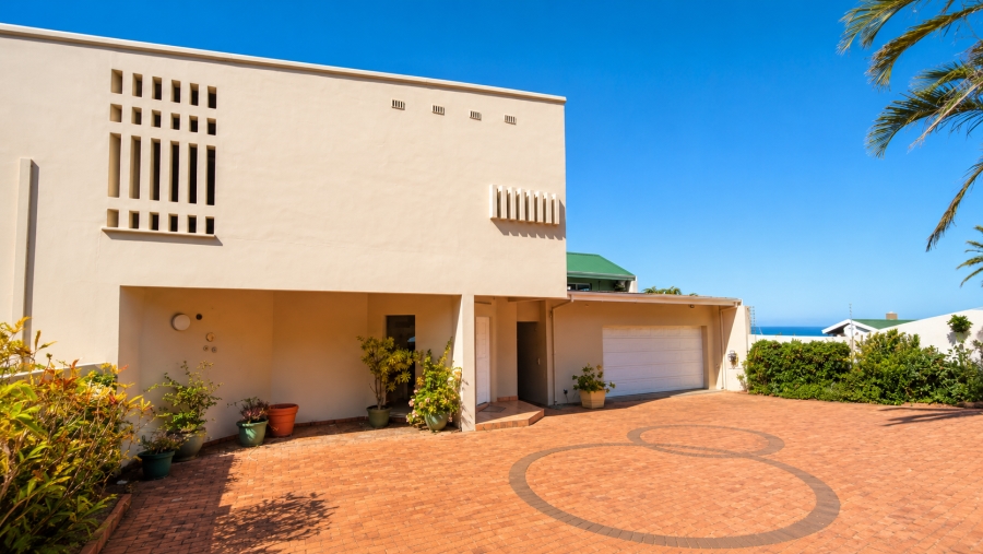 7 Bedroom Property for Sale in Sheffield Beach KwaZulu-Natal