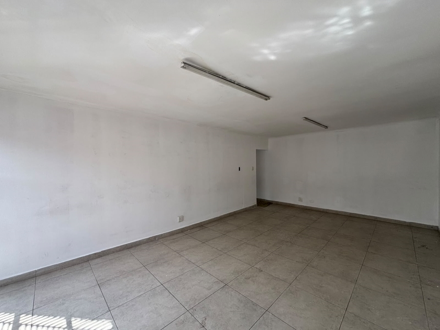 To Let Commercial Property for Rent in Phoenix Industrial KwaZulu-Natal