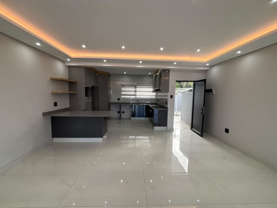 2 Bedroom Property for Sale in Umhlanga Ridge KwaZulu-Natal