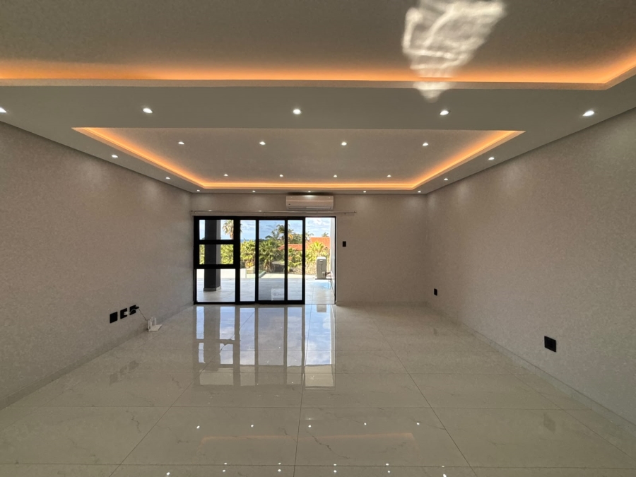 2 Bedroom Property for Sale in Umhlanga Ridge KwaZulu-Natal