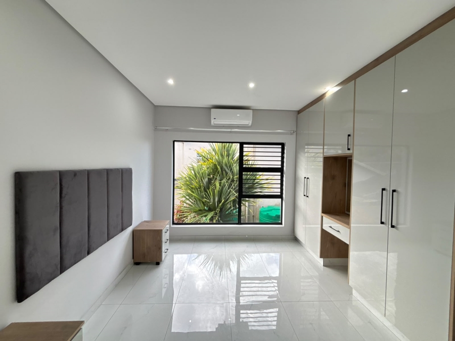 2 Bedroom Property for Sale in Umhlanga Ridge KwaZulu-Natal