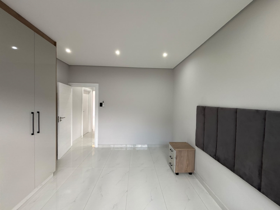 2 Bedroom Property for Sale in Umhlanga Ridge KwaZulu-Natal