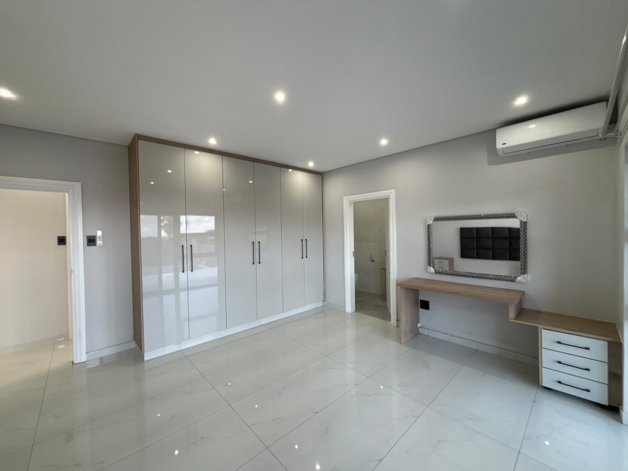 2 Bedroom Property for Sale in Umhlanga Ridge KwaZulu-Natal