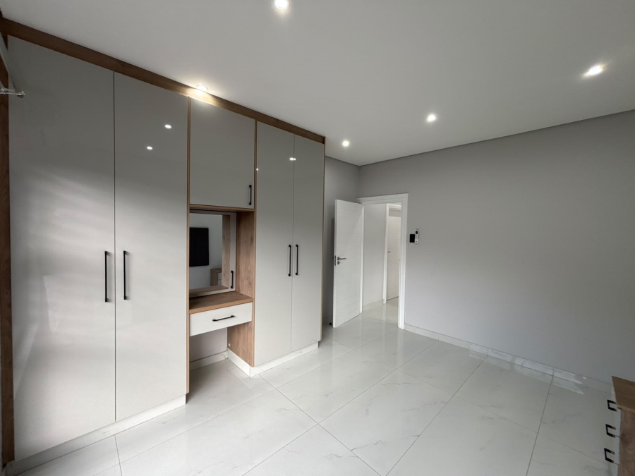 2 Bedroom Property for Sale in Umhlanga Ridge KwaZulu-Natal