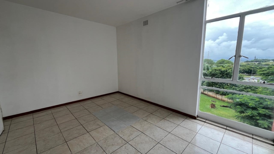 2 Bedroom Property for Sale in Empangeni Central KwaZulu-Natal