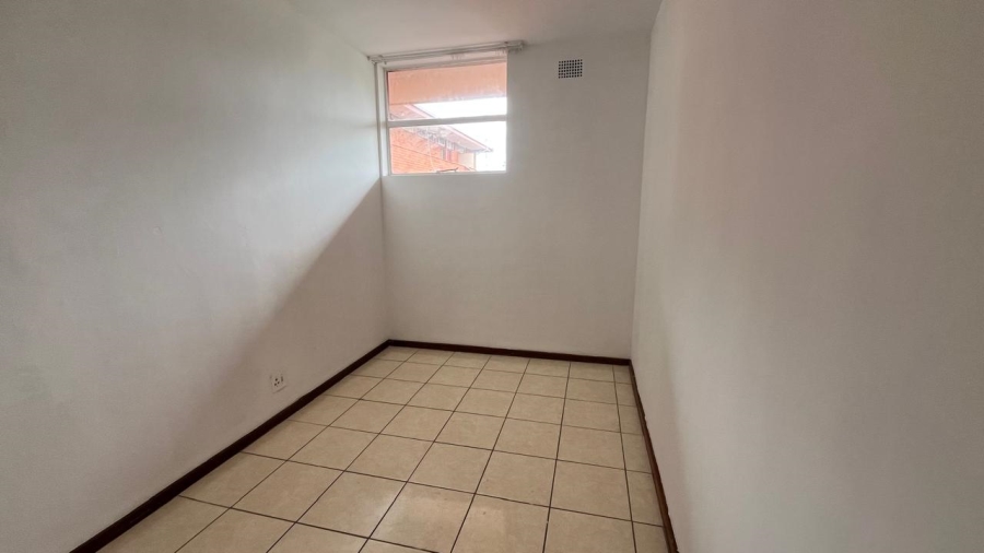 2 Bedroom Property for Sale in Empangeni Central KwaZulu-Natal