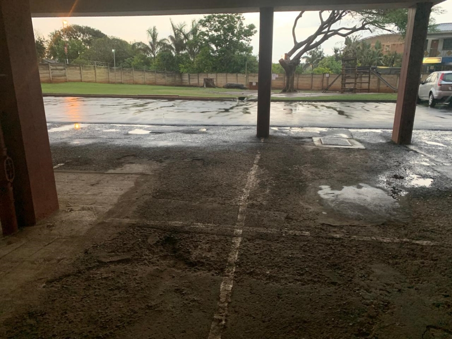 2 Bedroom Property for Sale in Empangeni Central KwaZulu-Natal