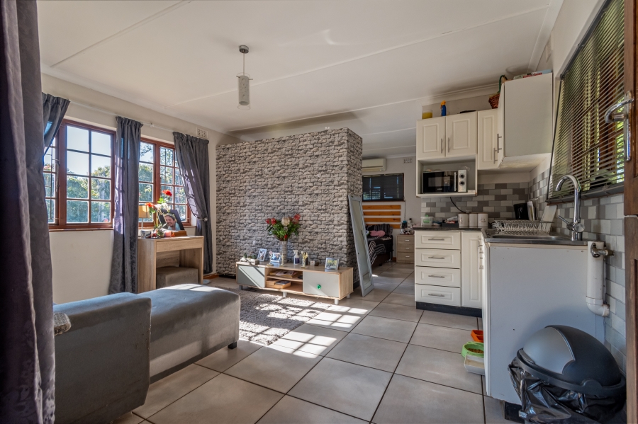 To Let 1 Bedroom Property for Rent in Waterfall KwaZulu-Natal
