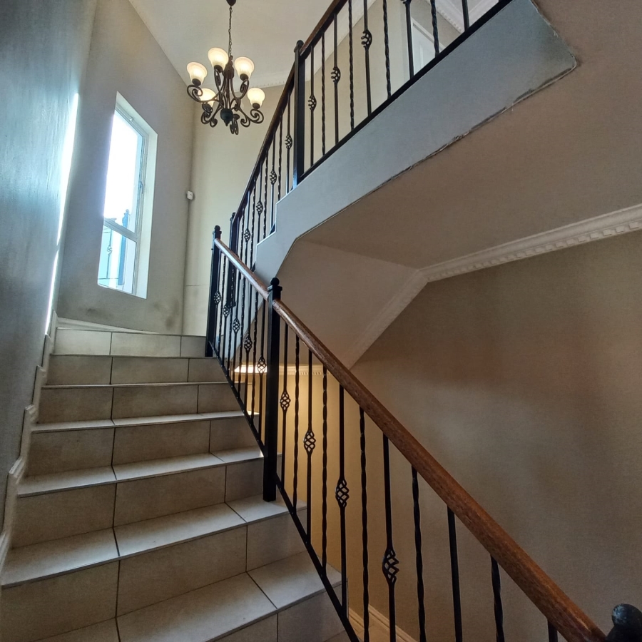 4 Bedroom Property for Sale in Umhlanga KwaZulu-Natal
