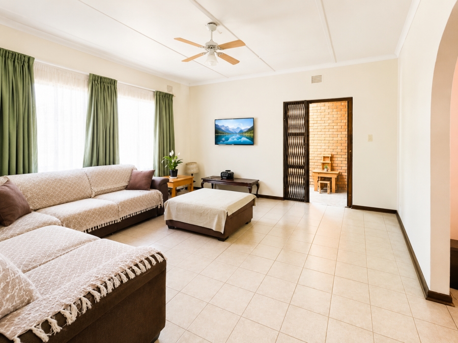 To Let 3 Bedroom Property for Rent in Richem KwaZulu-Natal