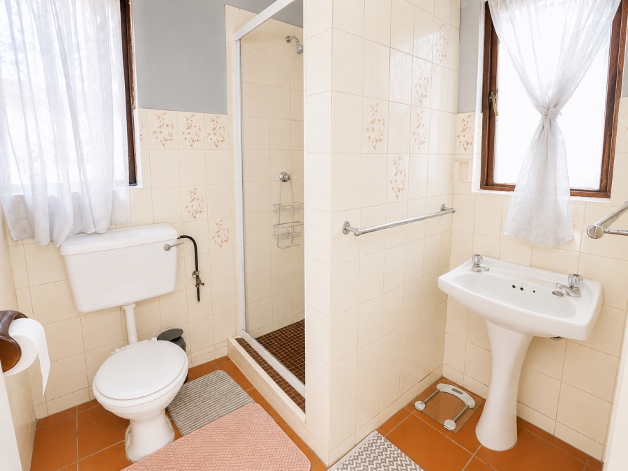 To Let 3 Bedroom Property for Rent in Richem KwaZulu-Natal