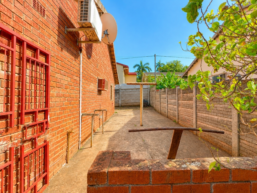 To Let 3 Bedroom Property for Rent in Richem KwaZulu-Natal