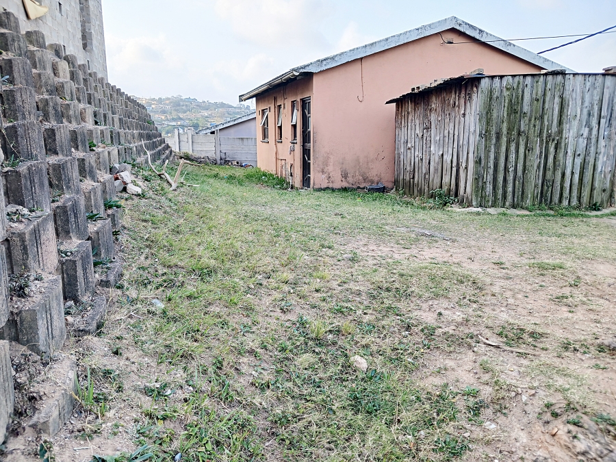 2 Bedroom Property for Sale in Umlazi Y KwaZulu-Natal
