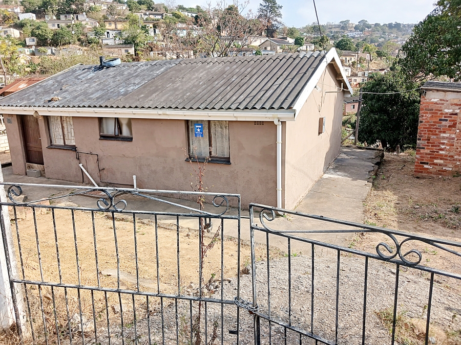 2 Bedroom Property for Sale in Umlazi H KwaZulu-Natal