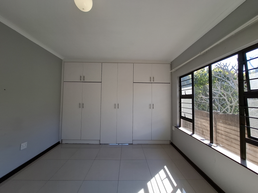 2 Bedroom Property for Sale in Manors KwaZulu-Natal